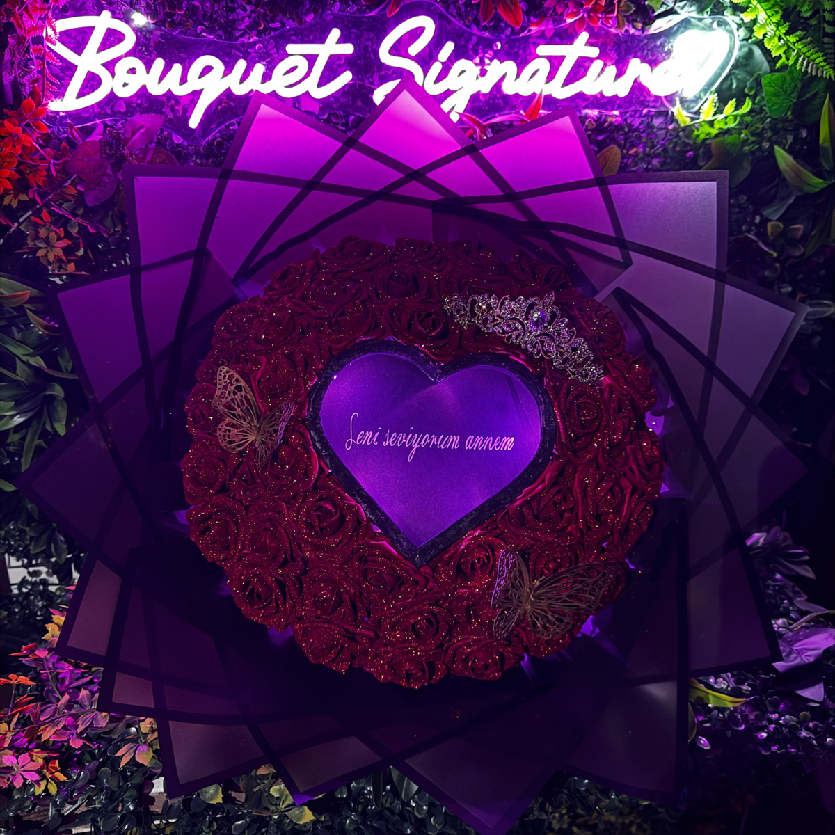 Bouquet Signature de 45 roses avec LED