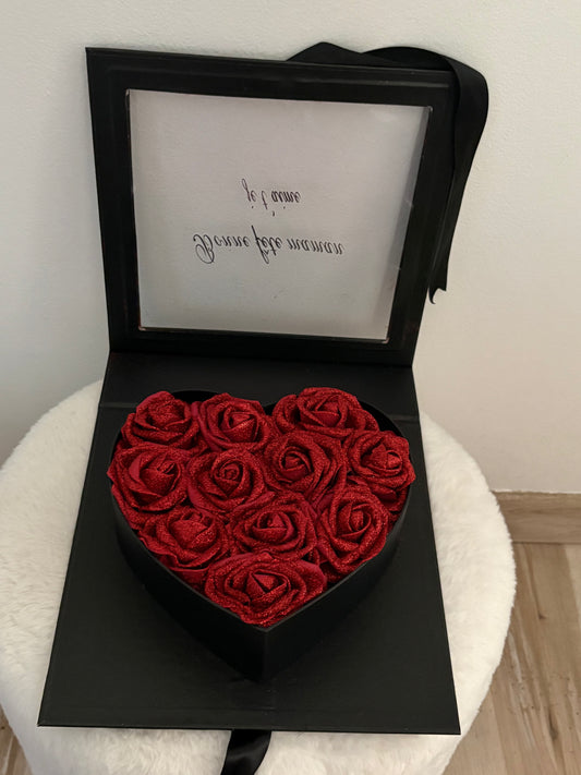Boîte décorative en forme de coeur